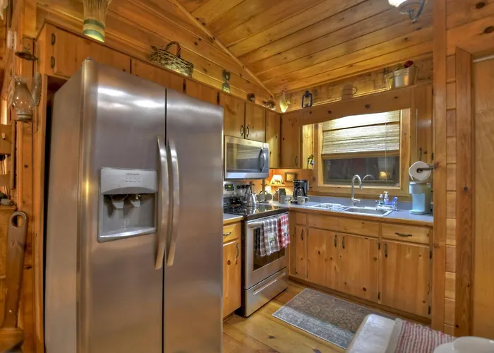 Hygge Haus Rustic Charm Cozy Beds And A Serene Location