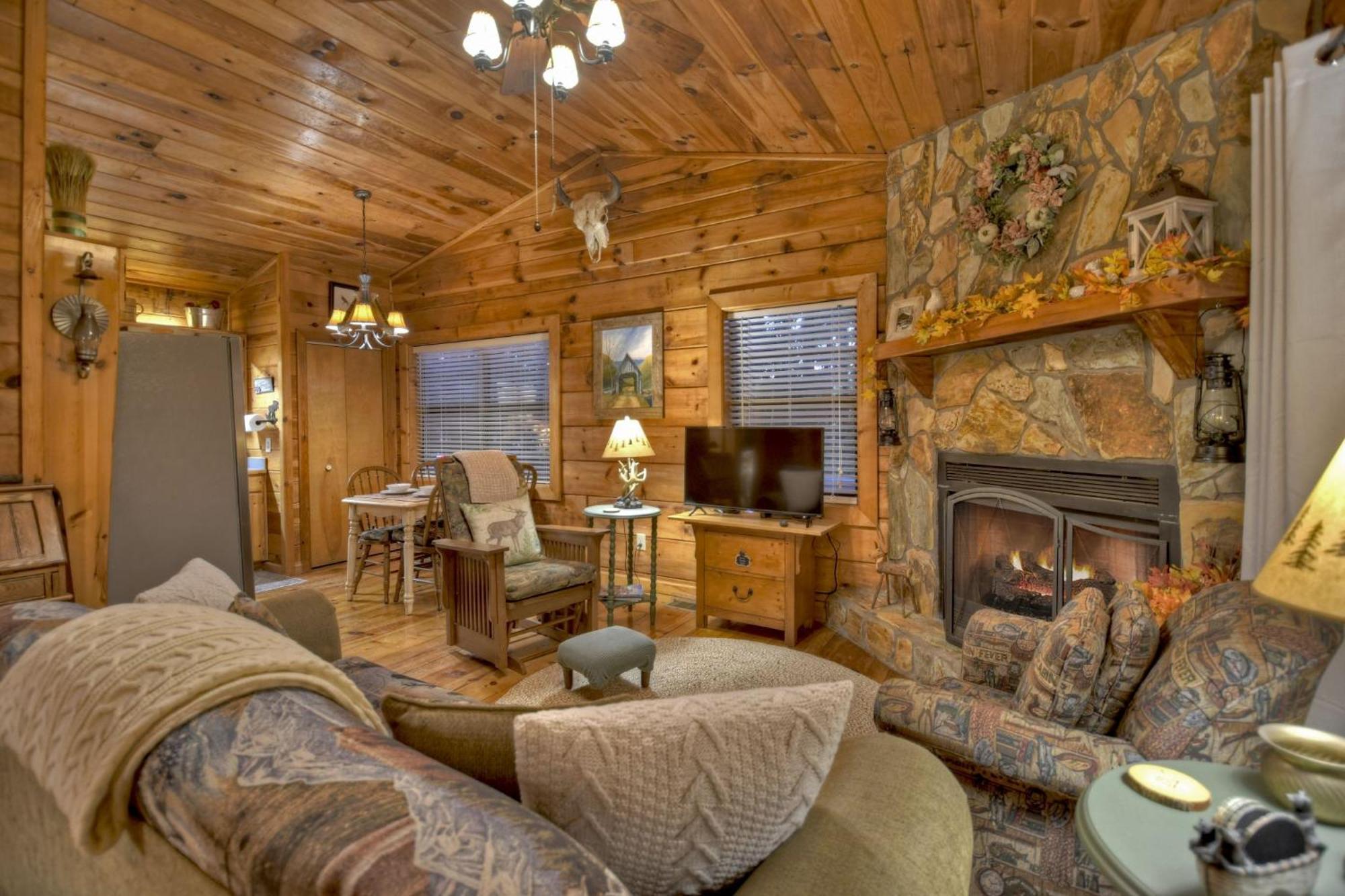Hygge Haus Rustic Charm Cozy Beds And A Serene Location Villa *